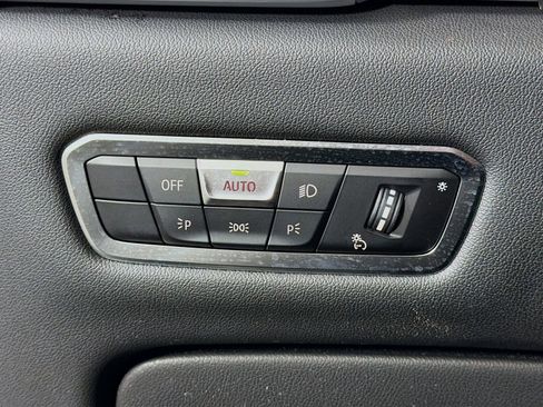 Used 2023 BMW X5 xDrive40i w/ Premium Package image 11