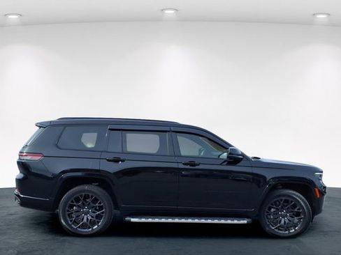 Used 2025 Jeep Grand Cherokee L Summit w/ Obsidian Package image 5