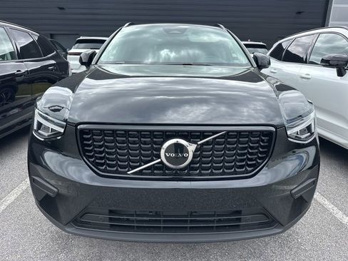 New 2026 Volvo XC40 B5 Core image 2