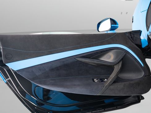 Used 2022 McLaren 765LT RWD image 21