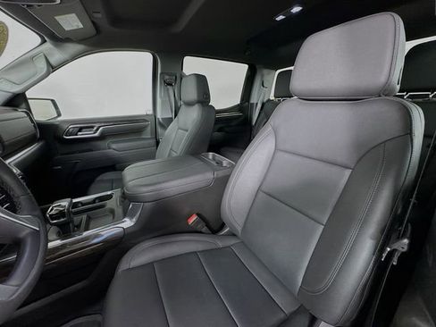 Used 2026 Chevrolet Silverado 1500 LTZ image 11