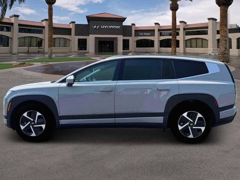 New 2026 Hyundai Ioniq 9 SE image 3