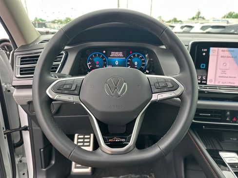 New 2026 Volkswagen Atlas Peak Edition AWD/4WD image 18