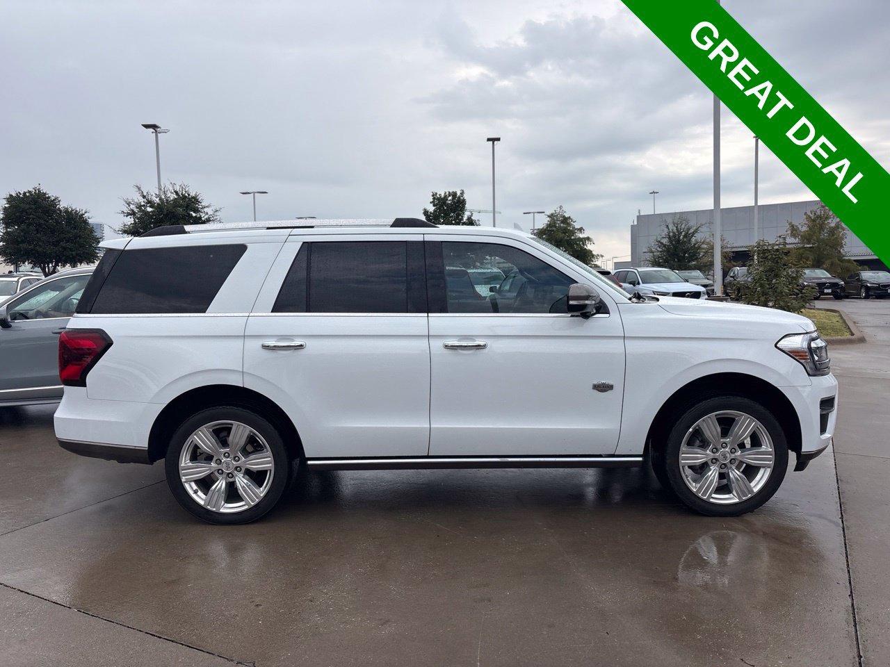 Used 2024 Ford Expedition King Ranch AWD/4WD image 4
