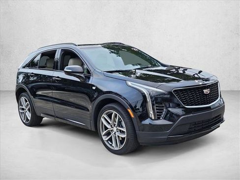 Used 2023 Cadillac XT4 Sport image 3
