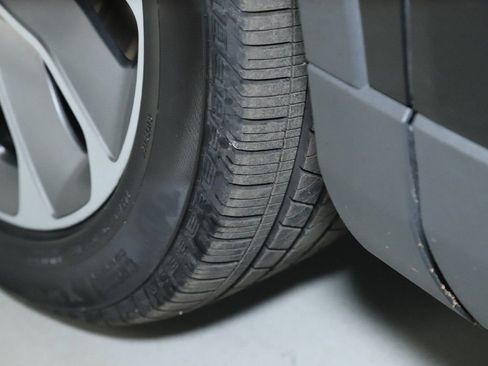 Used 2023 Lincoln Nautilus Reserve w/ Luxury Package image 38