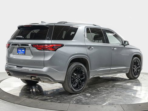 Used 2023 Chevrolet Traverse Premier image 6