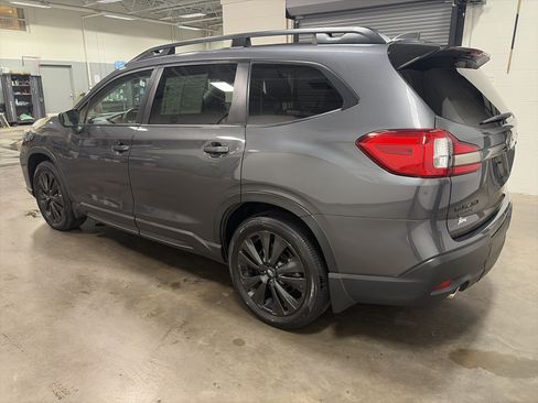 Used 2022 Subaru Ascent Onyx Edition AWD/4WD image 5