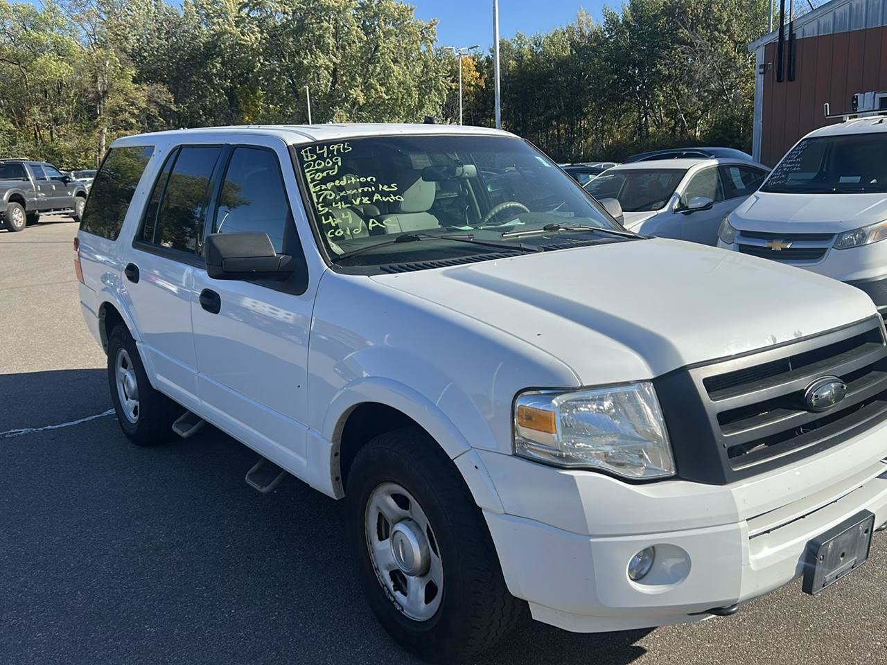Used 2009 Ford Expedition XLT AWD/4WD image 3