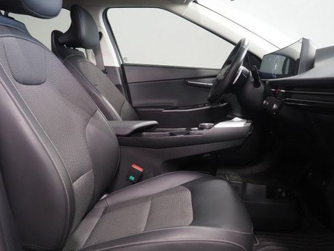Used 2024 Kia EV6 Light RWD image 14