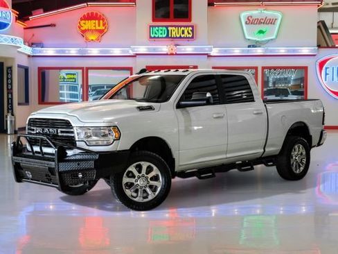 Used 2019 RAM 2500 Lone Star AWD/4WD image 2