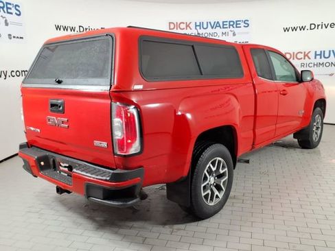 Used 2015 GMC Canyon SLE w/ All-Terrain Package image 4