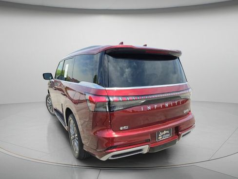 Used 2025 INFINITI QX80 Sensory AWD/4WD image 5