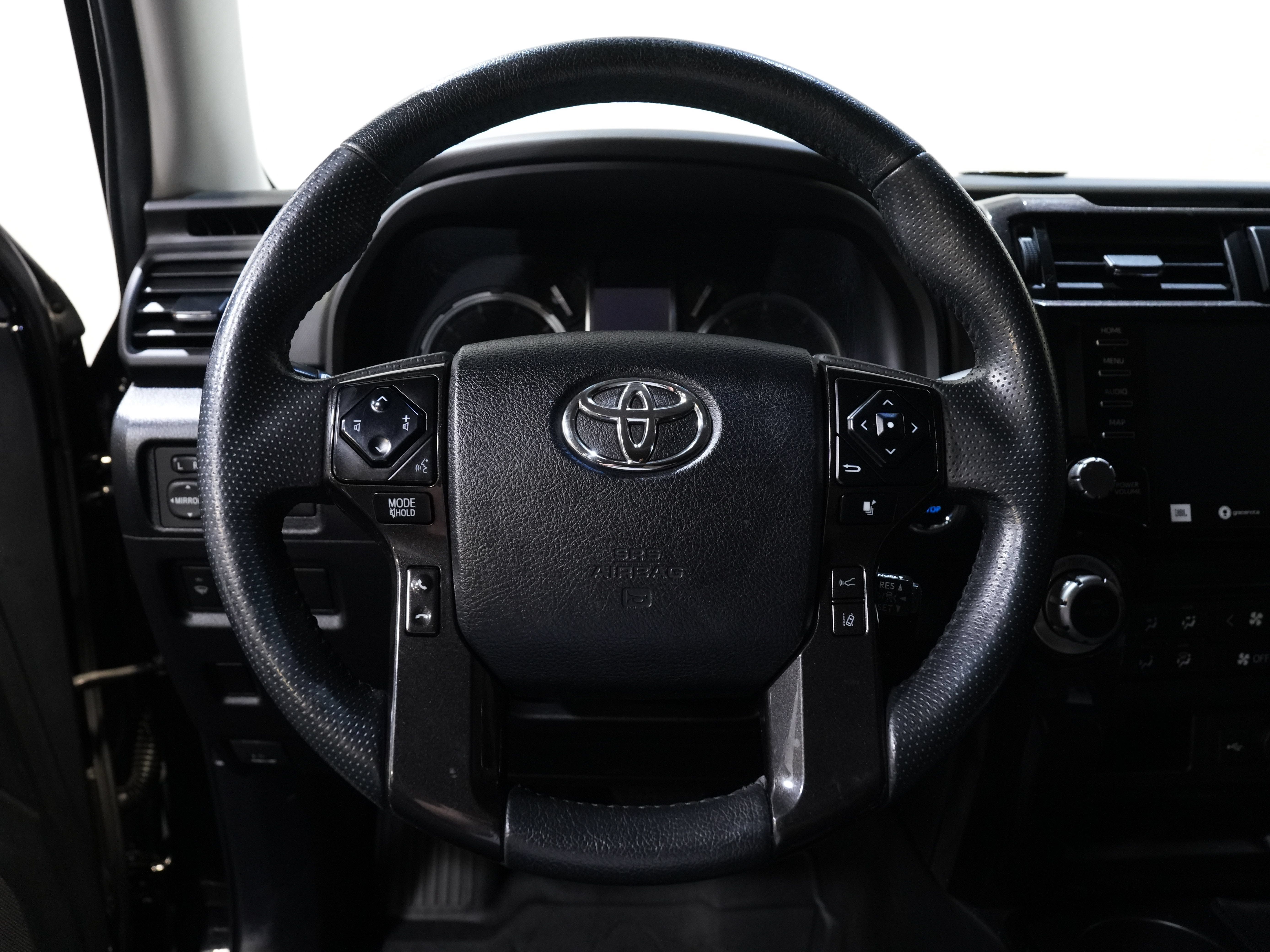 Used 2020 Toyota 4Runner TRD Pro AWD/4WD image 38