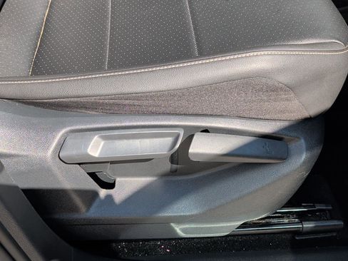 Used 2021 Volkswagen Tiguan SE R-Line image 25