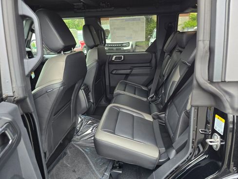 New 2026 Ford Bronco Outer Banks AWD/4WD image 15