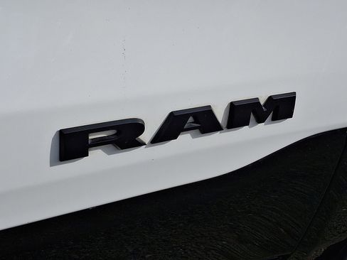 Used 2022 RAM 1500 Big Horn image 30