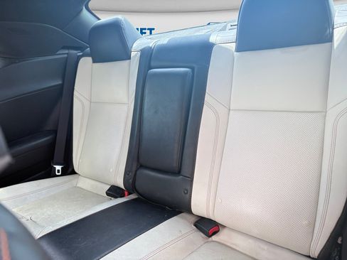 Used 2015 Dodge Challenger R/T Plus RWD image 22