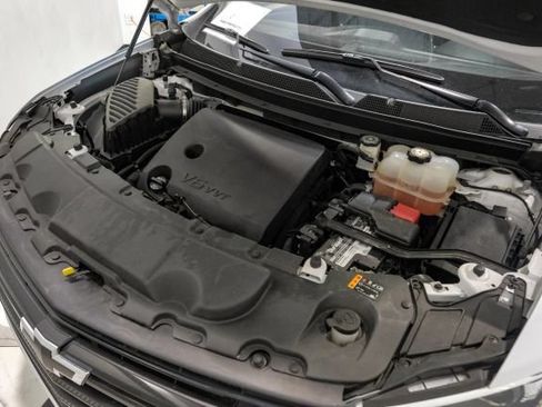 Used 2020 Chevrolet Traverse LT FWD image 48