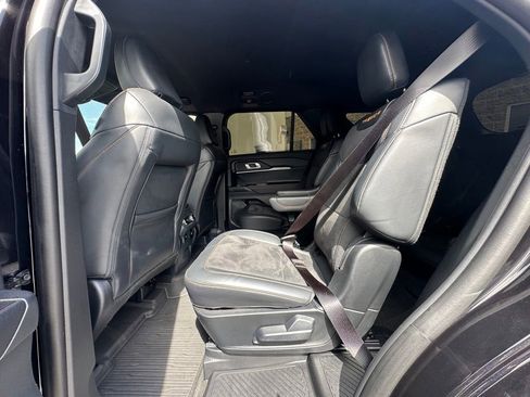 Used 2026 Ford Explorer Tremor AWD/4WD image 33