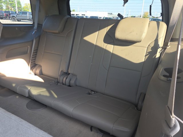 Used 2015 Chevrolet Tahoe LT w/ Luxury Package AWD/4WD image 16