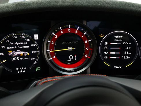 Used 2025 Porsche 911 GT3 RS w/ Weissach Package RWD image 30