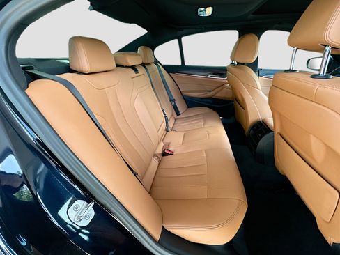 Certified 2023 BMW 530i w/ M Sport Package image 28