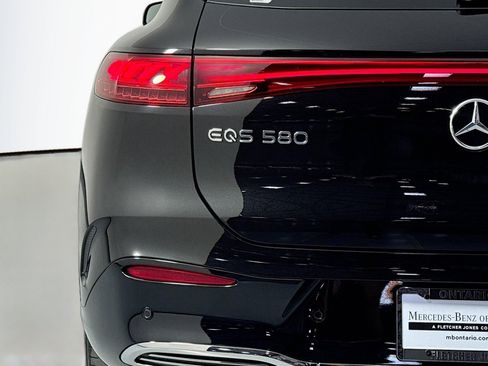 Used 2023 Mercedes-Benz EQS 580 4MATIC SUV image 15