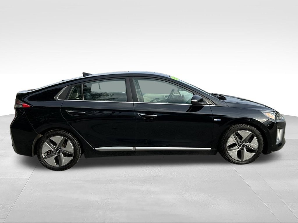 Used 2020 Hyundai Ioniq Limited FWD image 8