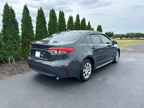 Certified 2025 Toyota Corolla LE FWD image 7