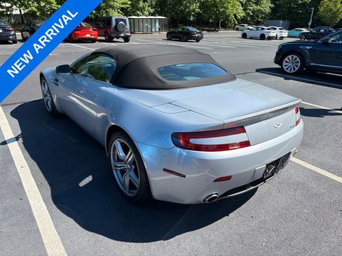 Used 2009 Aston Martin V8 Vantage Roadster RWD image 3