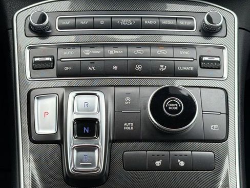 Used 2023 Hyundai Santa Fe SEL FWD image 18