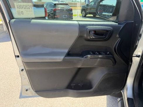 Used 2023 Toyota Tacoma SR AWD/4WD image 14