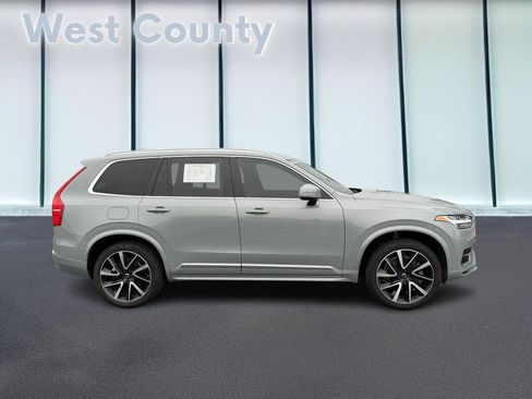 Certified 2024 Volvo XC90 B6 Ultimate w/ Lounge Package AWD/4WD image 2