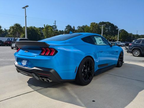 New 2026 Ford Mustang GT w/ GT Performance Package RWD image 4