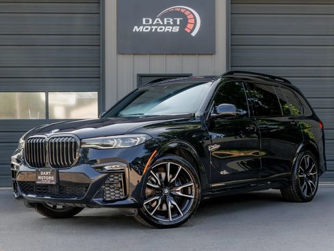 Used 2021 BMW X7 xDrive40i w/ M Sport Package AWD/4WD image 3
