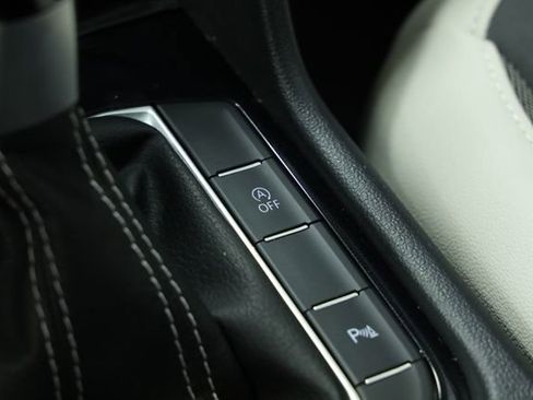 New 2025 Volkswagen Taos SE AWD/4WD image 26