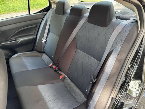 Used 2025 Nissan Versa SV FWD image 31