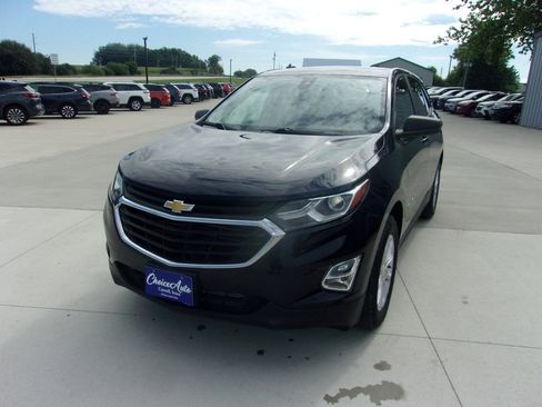 Used 2020 Chevrolet Equinox LS w/ LS Convenience Package AWD/4WD image 6