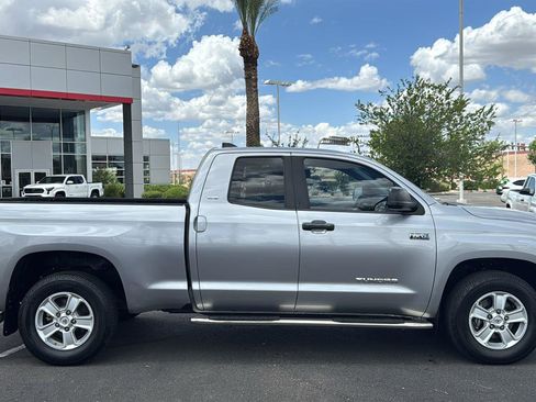 Used 2021 Toyota Tundra SR5 w/ Convenience Package RWD image 10