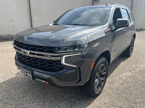 Used 2021 Chevrolet Tahoe Z71 w/ Z71 Signature Package AWD/4WD image 14