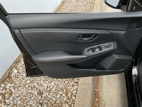 Used 2025 Nissan Sentra S image 12