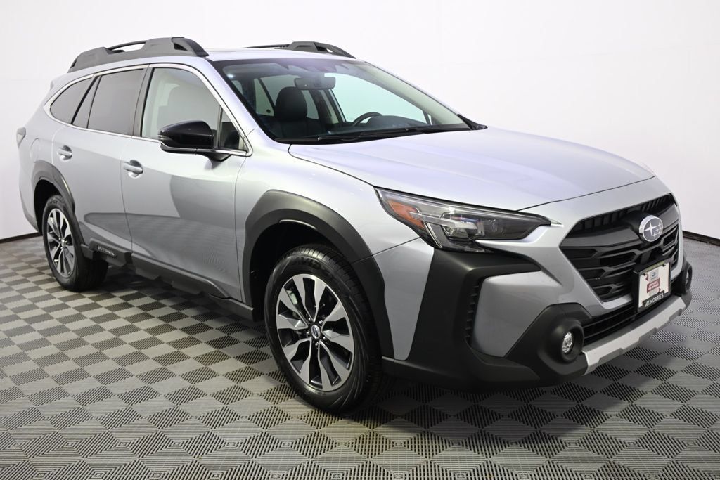 Used 2025 Subaru Outback Limited w/ Tech Package 3 AWD/4WD image 8