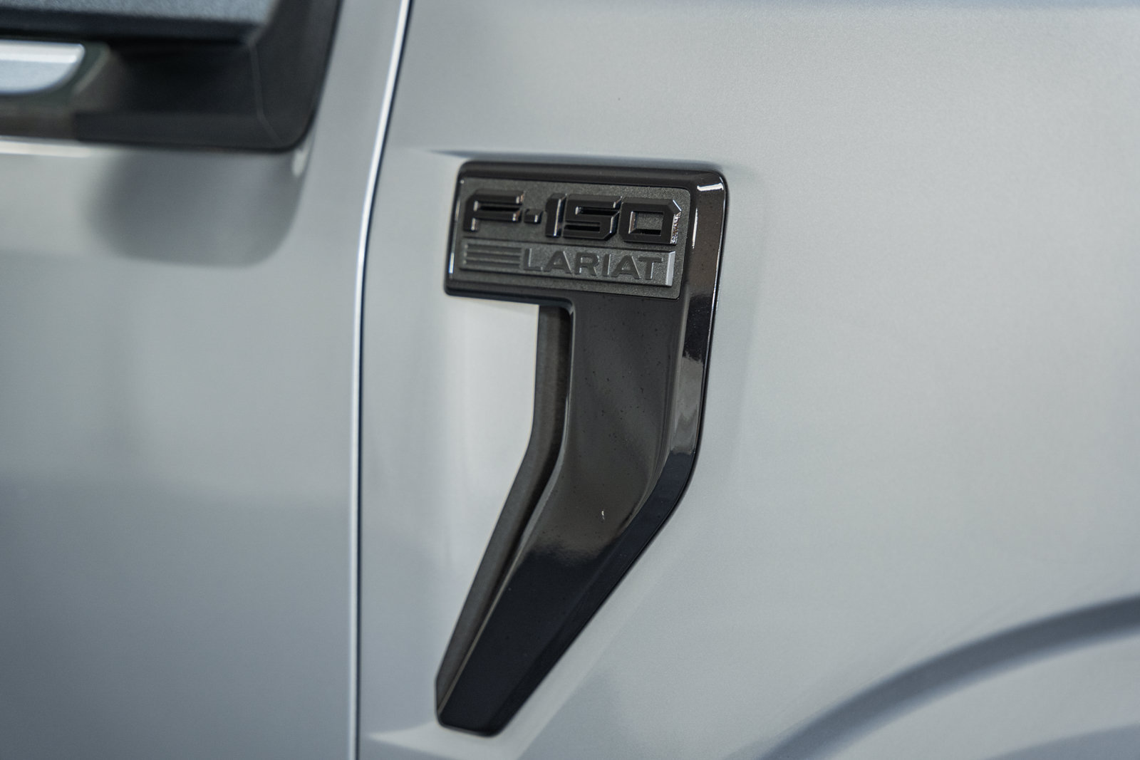 Used 2024 Ford F150 Lariat w/ Equipment Group 502A High AWD/4WD image 15