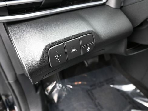Certified 2023 Hyundai Elantra SEL w/ Convenience Package FWD image 12