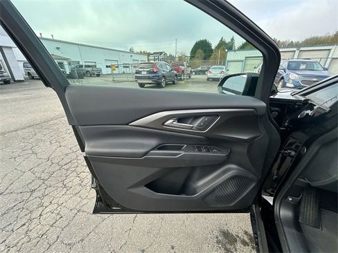 New 2026 Chevrolet Equinox EV LT image 21