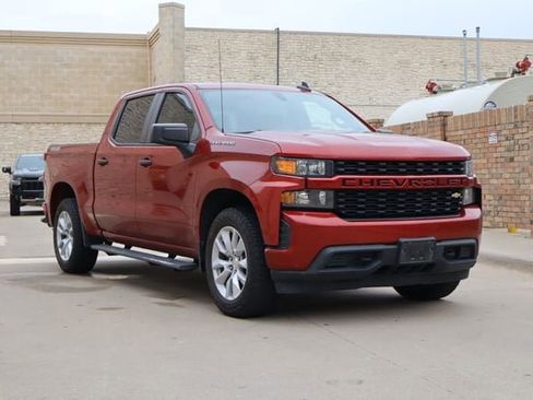 Used 2022 Chevrolet Silverado 1500 Custom AWD/4WD image 2