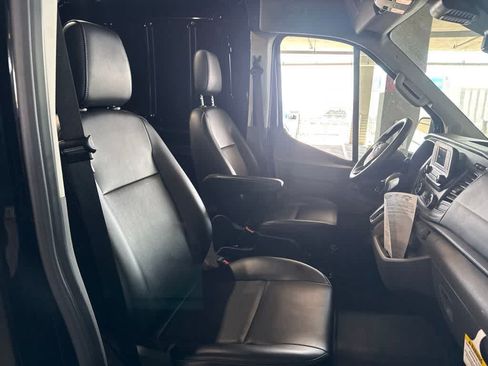 Used 2025 Ford Transit 250 148 Medium Roof RWD image 28