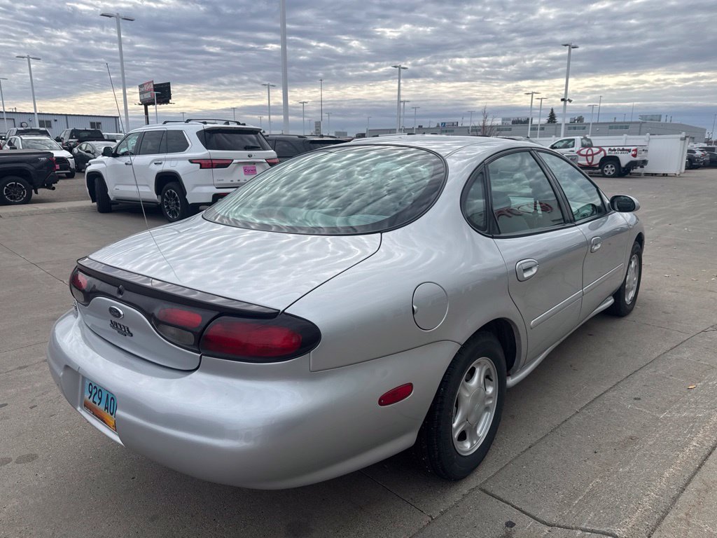 Used 1998 Ford Taurus LX FWD image 5