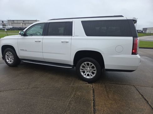 Used 2018 GMC Yukon XL SLT RWD image 10
